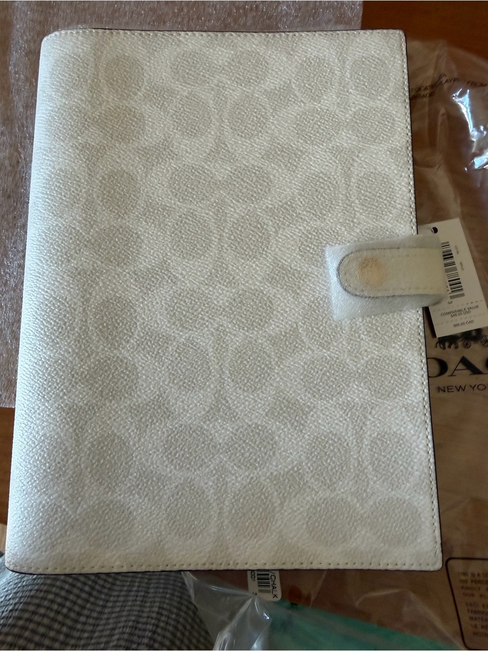 NWT Coach Signature Canvas Notebook 📔 🤍 - Picture 2 of 5